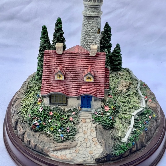 Thomas Kinkade "Clearing Storms" table top sculptures - Picture 5 of 8